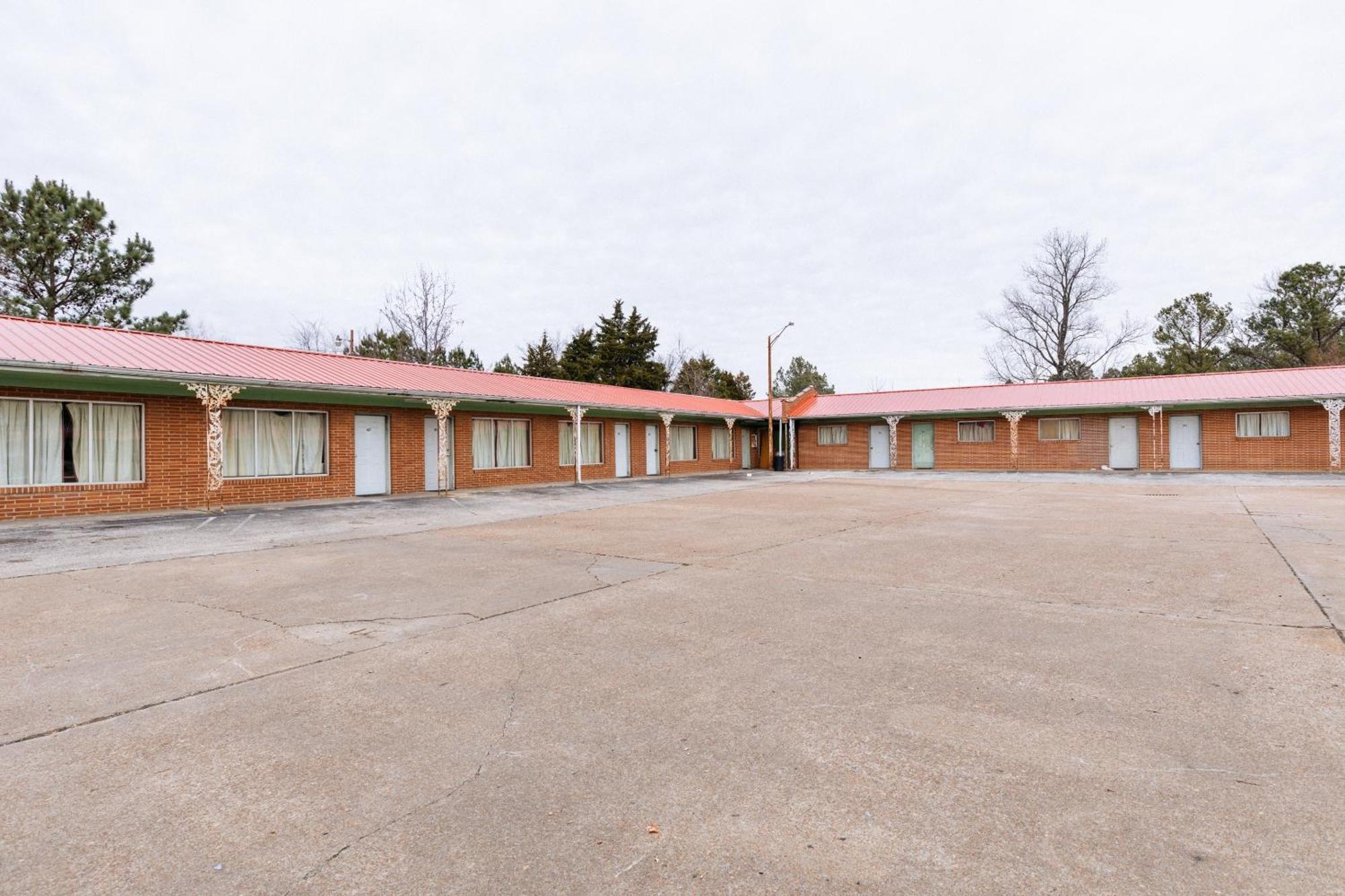 Oyo Hotel Holly Springs Ms Esterno foto